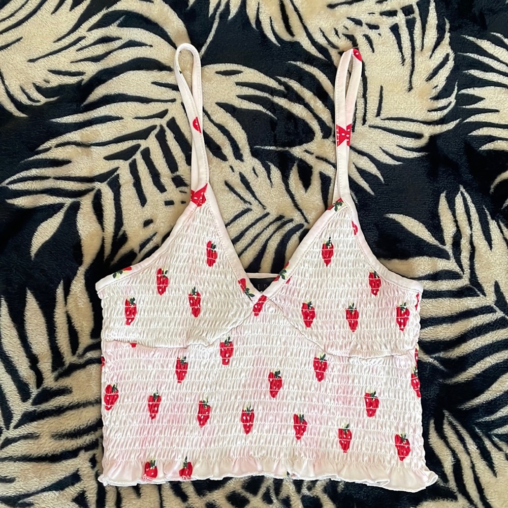 Strawberry Top